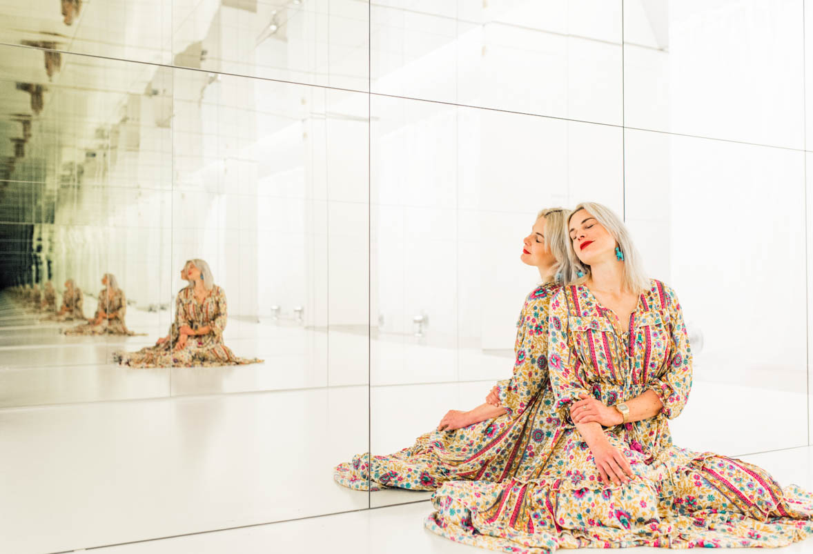 SHOW XII, Spiegelplafond ruimte suggestie (1967) - Kröller-Müller Museum